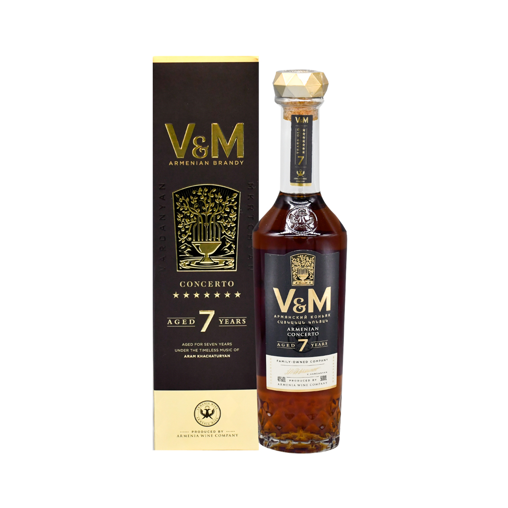 Cognac "V&M " 7y (box) 0.5l